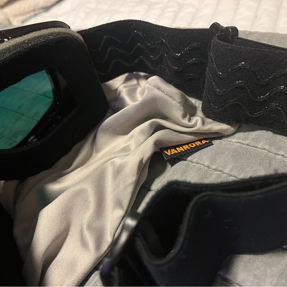 Vanrora Multicolor Ski Goggles - Picture 9 of 11